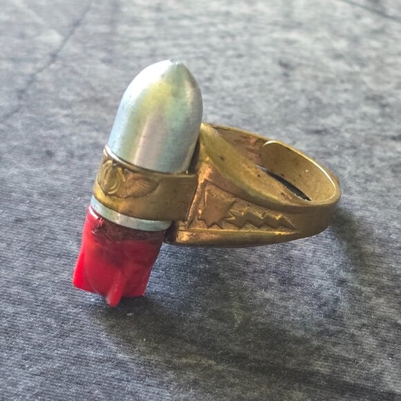 Vintage 1940s Lone Ranger Atomic Bomb Ring 1938 Bond Bread Safety Club Badge Kix - Picture 16 of 16